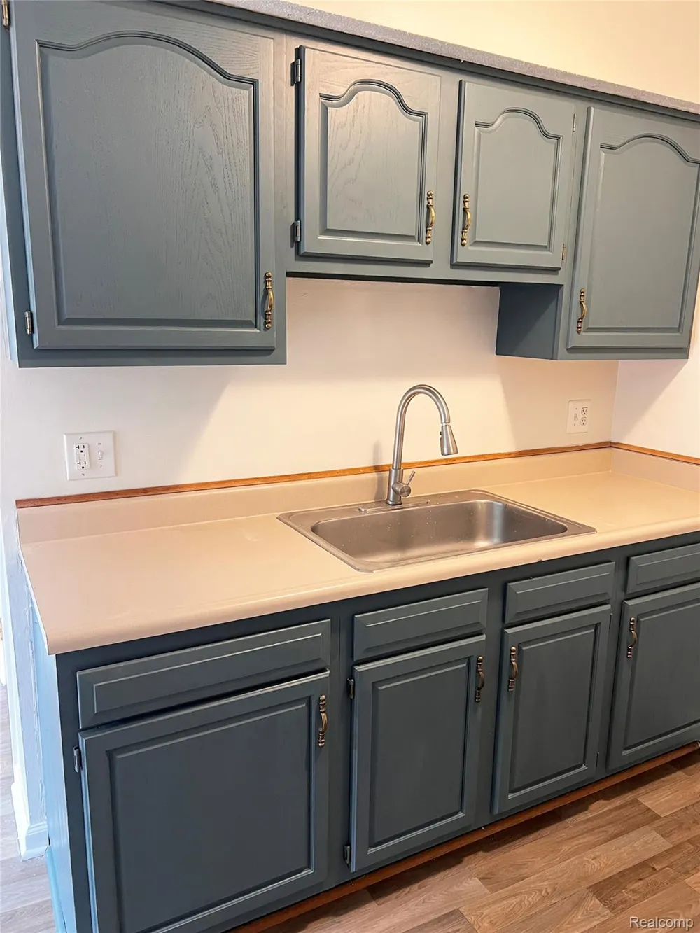 25709 Salem #74 Roseville City, MI 48088