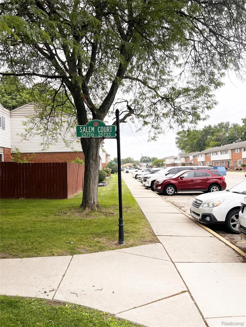25709 Salem #74 Roseville City, MI 48088