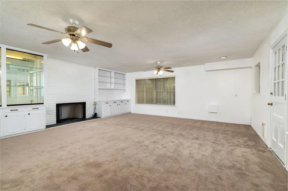 3809 Diamond Loch W North Richland Hills, TX 76180