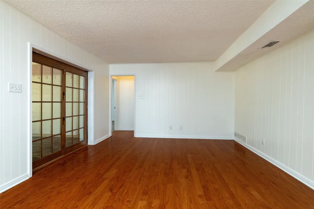 3809 Diamond Loch W North Richland Hills, TX 76180