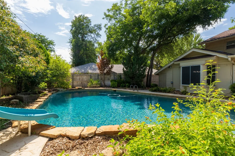 3809 Diamond Loch W North Richland Hills, TX 76180