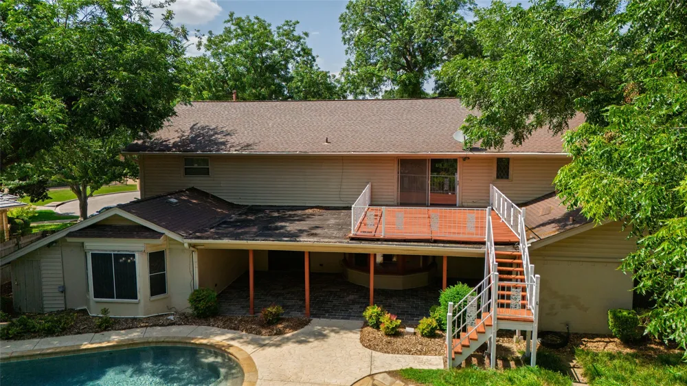 3809 Diamond Loch W North Richland Hills, TX 76180