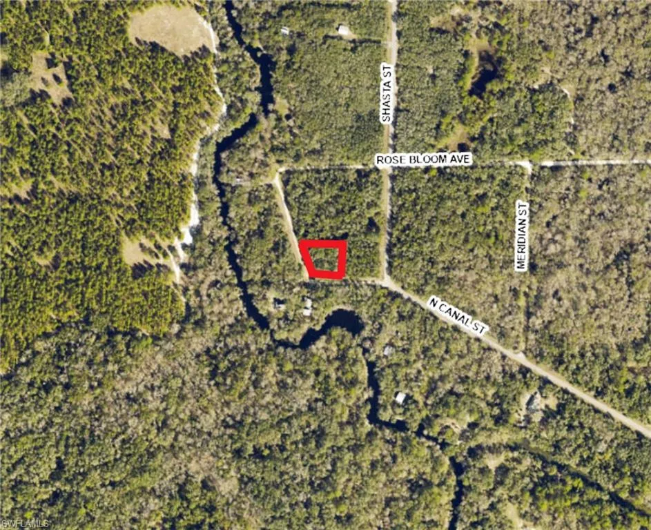 7478 Canal Street Webster, FL 33597