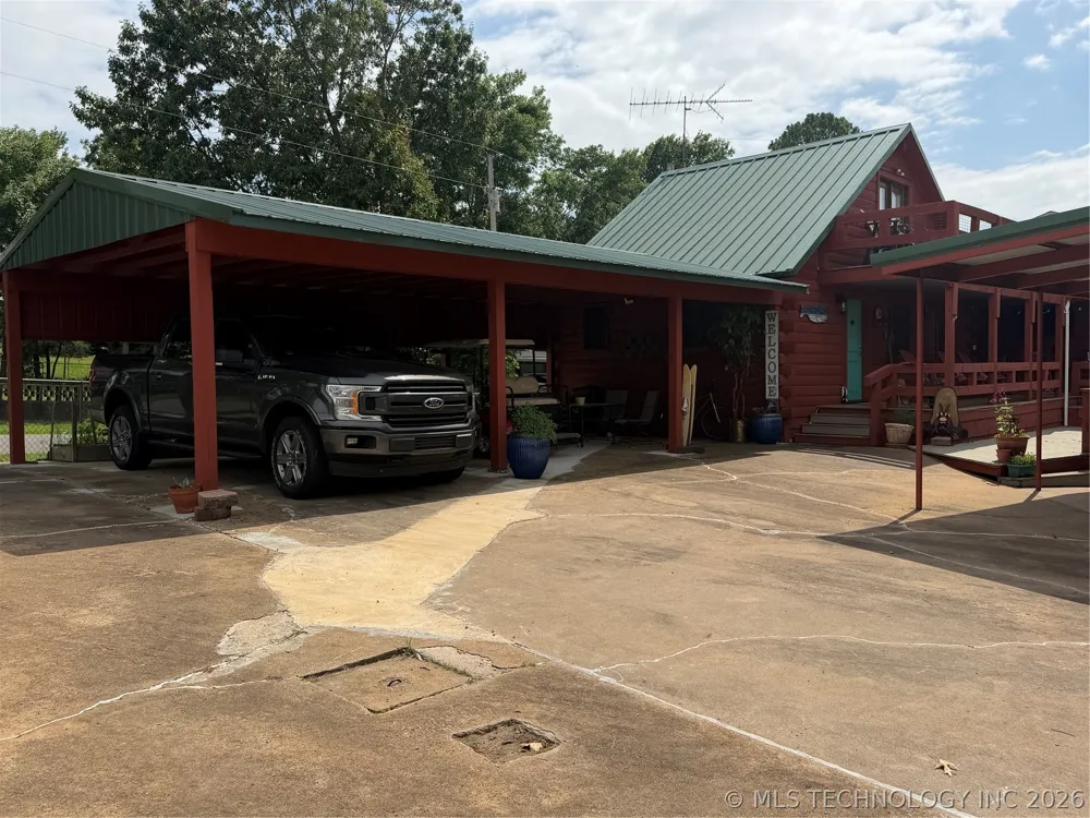 504 Elm Eufaula, OK 74432