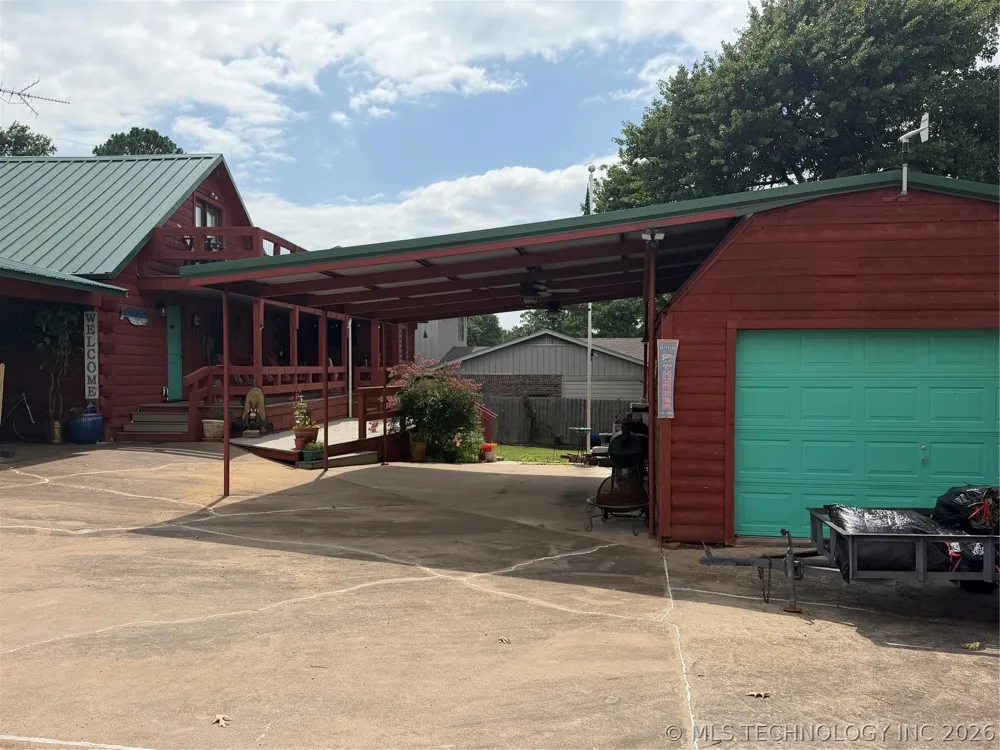 504 Elm Eufaula, OK 74432