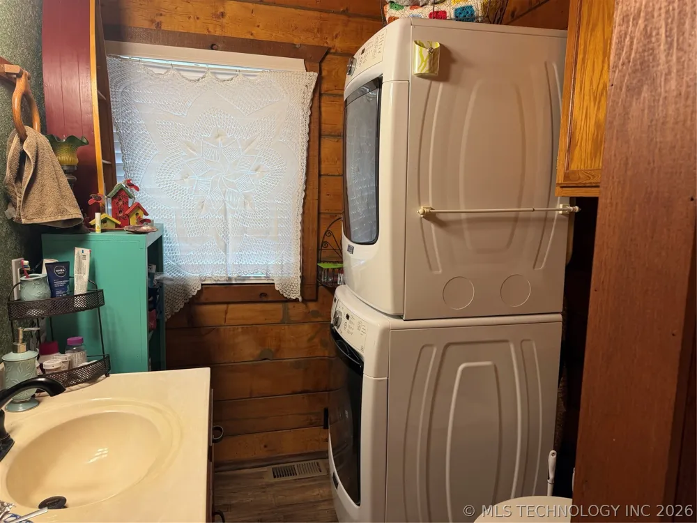 504 Elm Eufaula, OK 74432