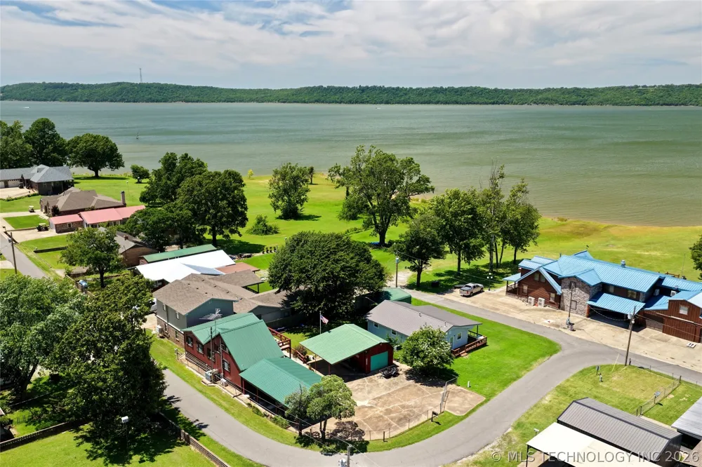 504 Elm Eufaula, OK 74432