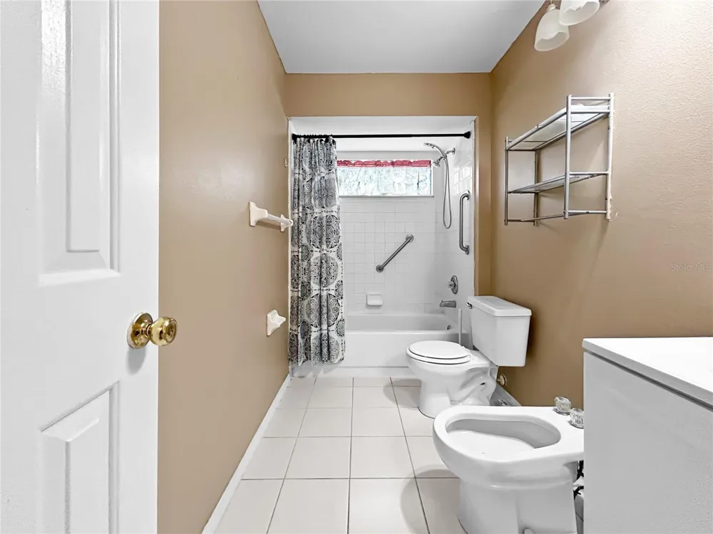 1606 WOOD VIOLET DRIVE Orlando, FL 32824