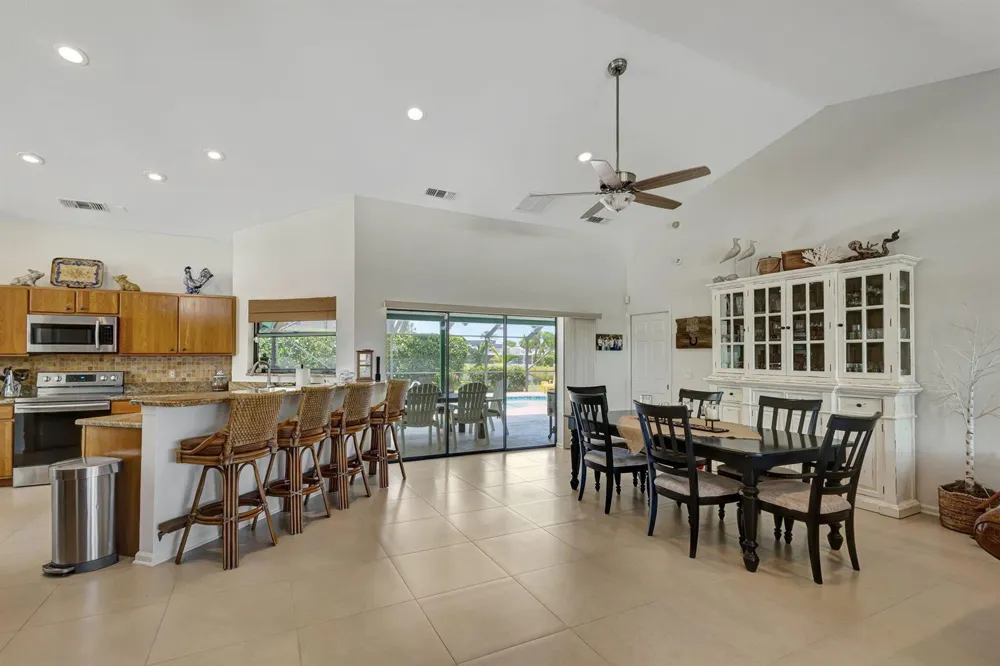 10705 SE Seabreeze Court Hobe Sound, FL 33455