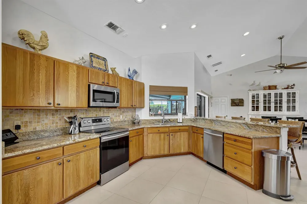 10705 SE Seabreeze Court Hobe Sound, FL 33455