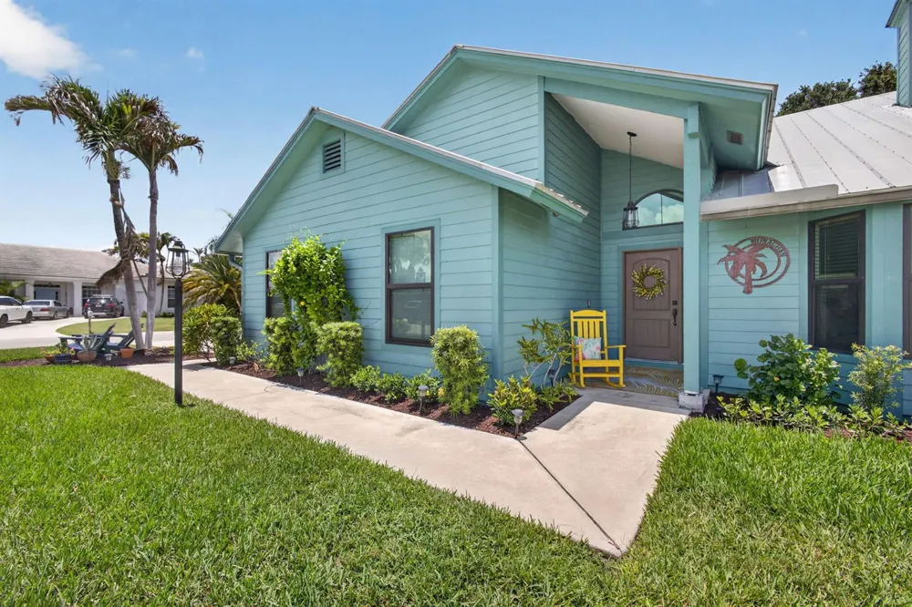 10705 SE Seabreeze Court Hobe Sound, FL 33455