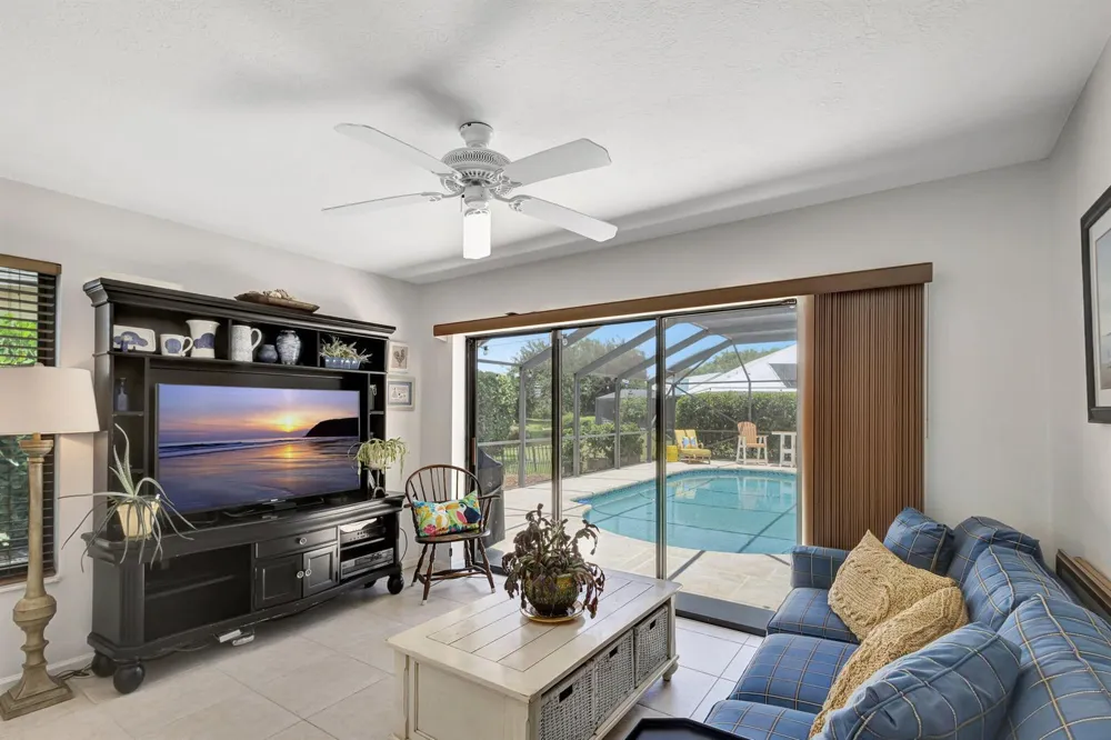 10705 SE Seabreeze Court Hobe Sound, FL 33455