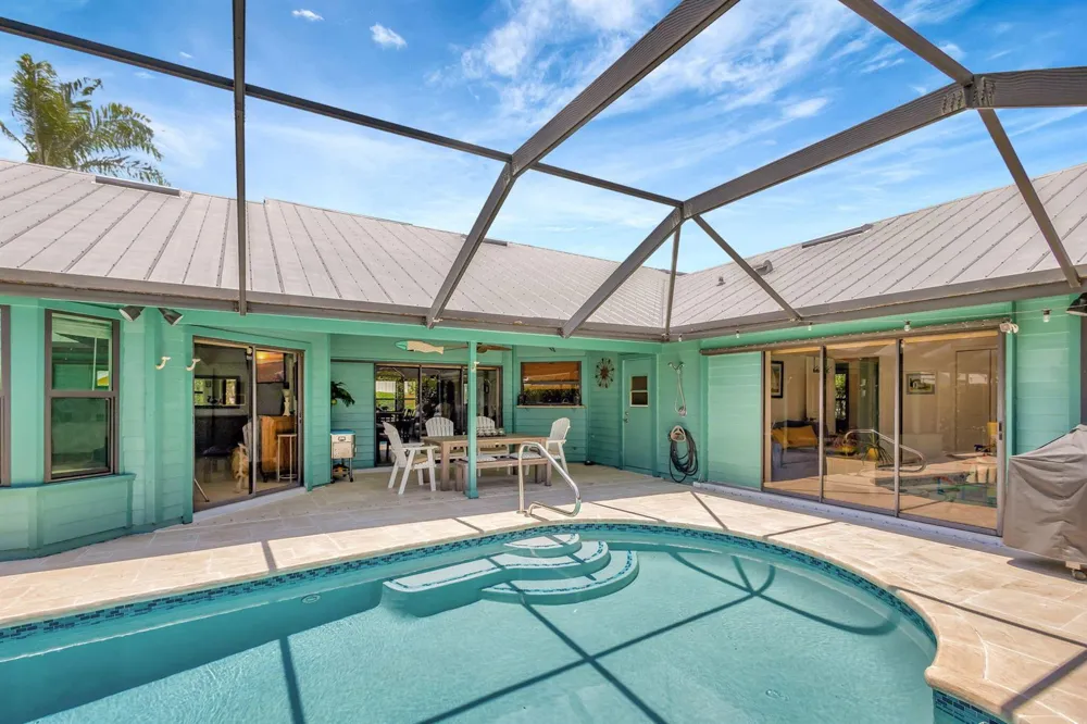 10705 SE Seabreeze Court Hobe Sound, FL 33455