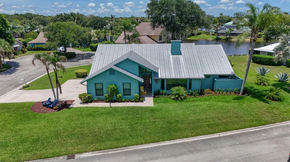 10705 SE Seabreeze Court Hobe Sound, FL 33455