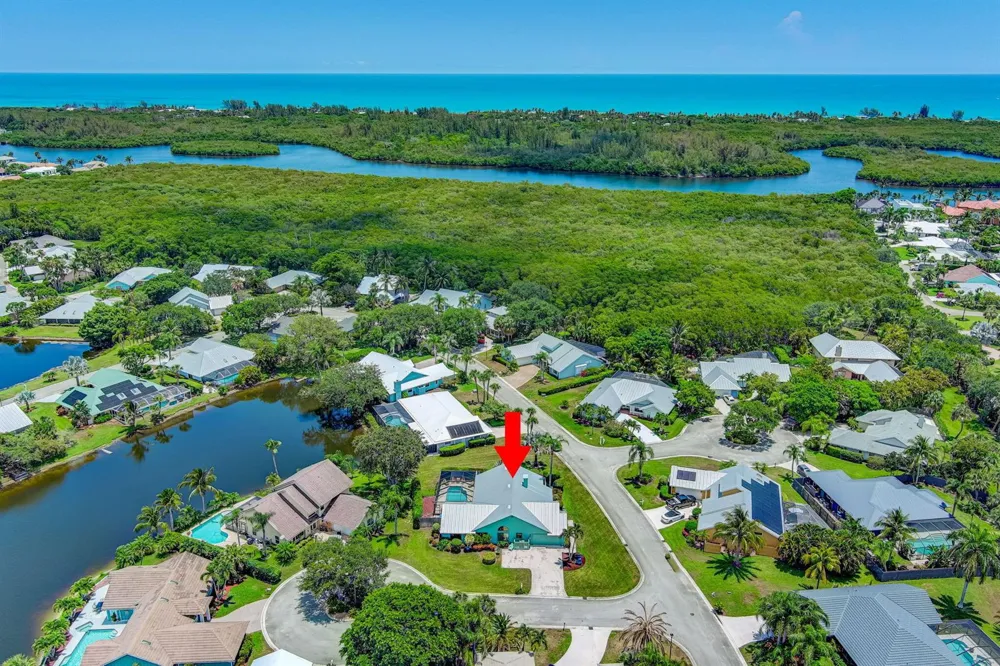 10705 SE Seabreeze Court Hobe Sound, FL 33455
