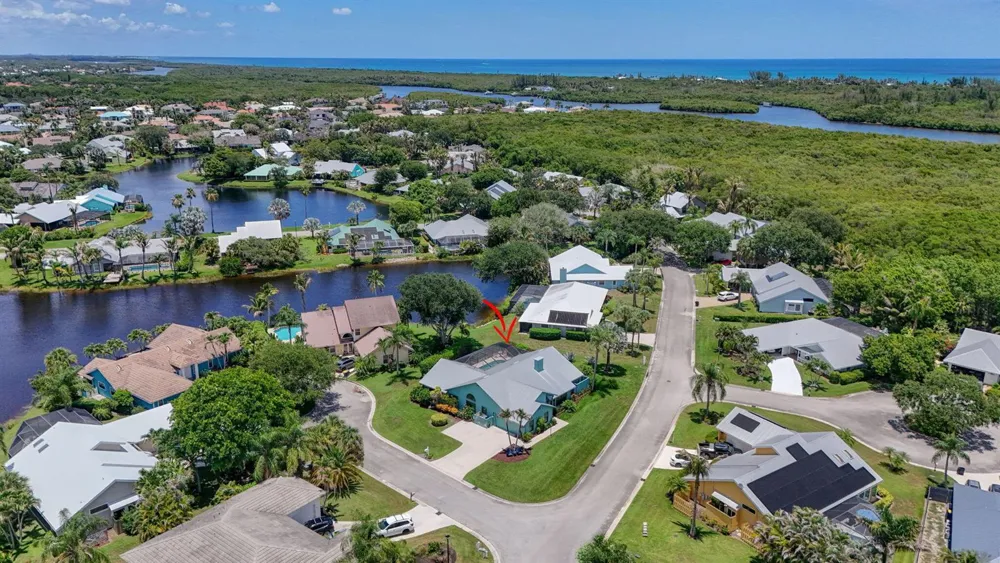 10705 SE Seabreeze Court Hobe Sound, FL 33455