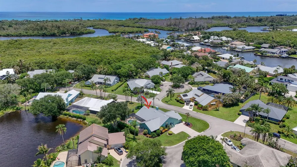 10705 SE Seabreeze Court Hobe Sound, FL 33455