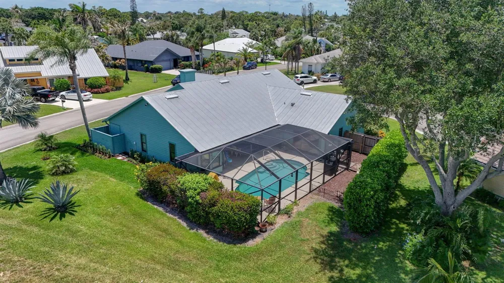 10705 SE Seabreeze Court Hobe Sound, FL 33455