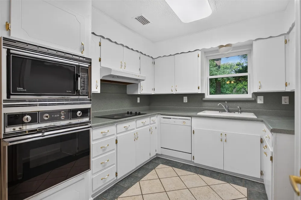 1007 Johnson Lane Ovilla, TX 76065
