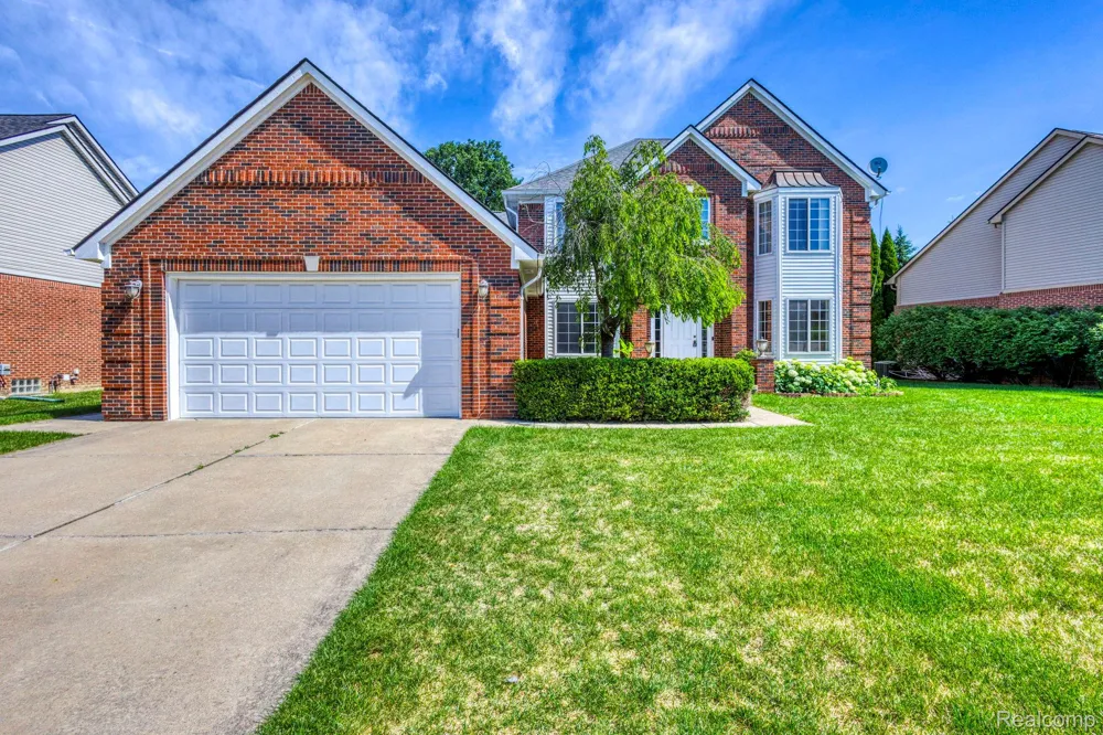 461 Tanner Drive Troy City, MI 48085