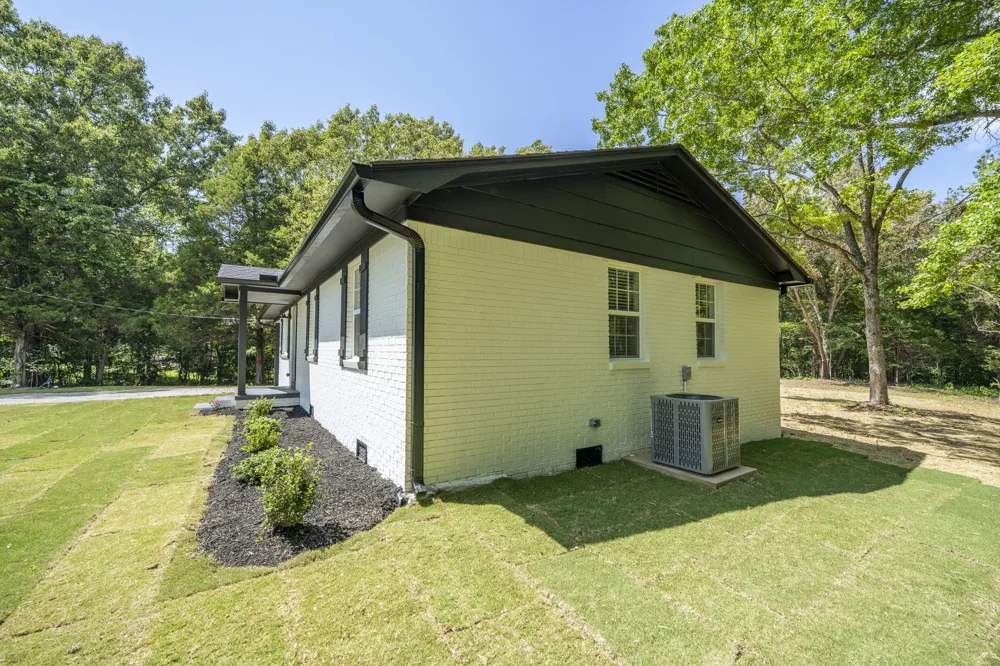 1427 Britton Ln Denmark, TN 38391