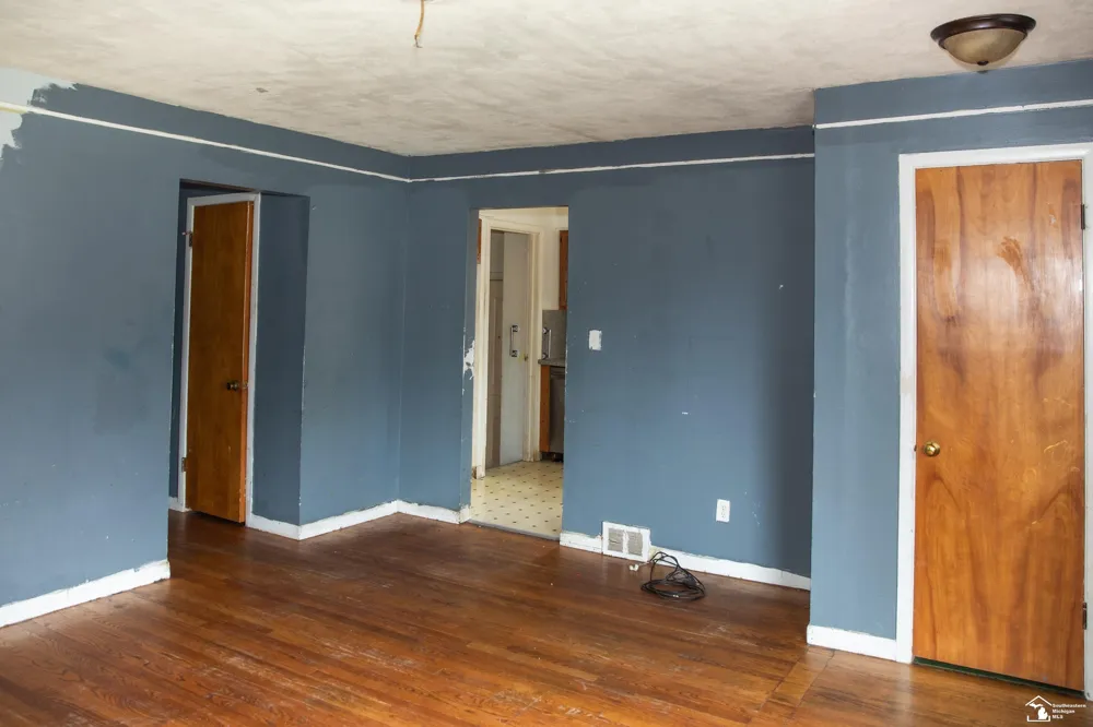 735 Detroit Avenue Lincoln Park City, MI 48146