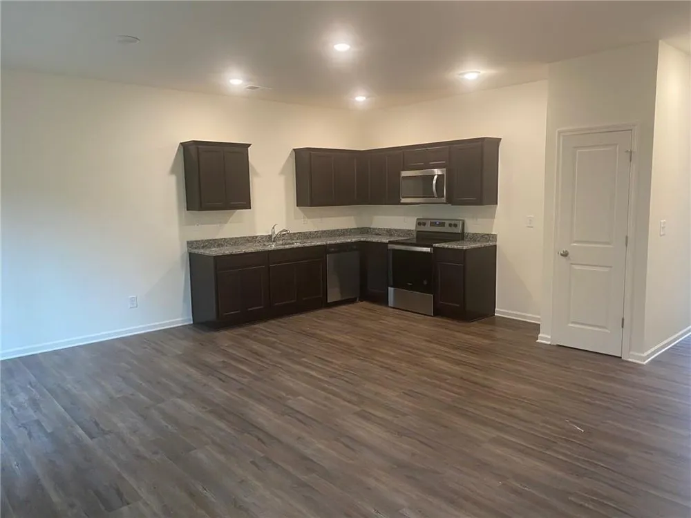 1117 Union Pacific Way Cartersville, GA 30120