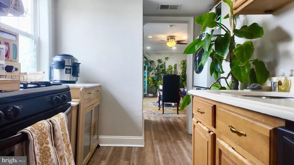 912 BARNABY STREET SE #302 Washington, DC 20032