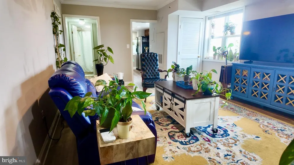 912 BARNABY STREET SE #302 Washington, DC 20032