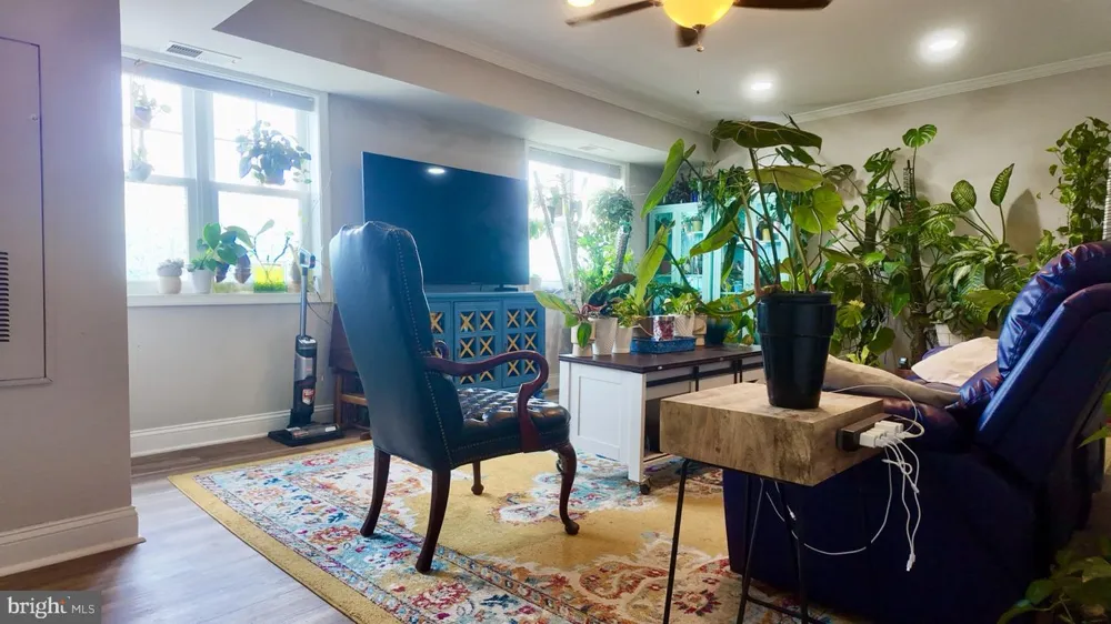 912 BARNABY STREET SE #302 Washington, DC 20032