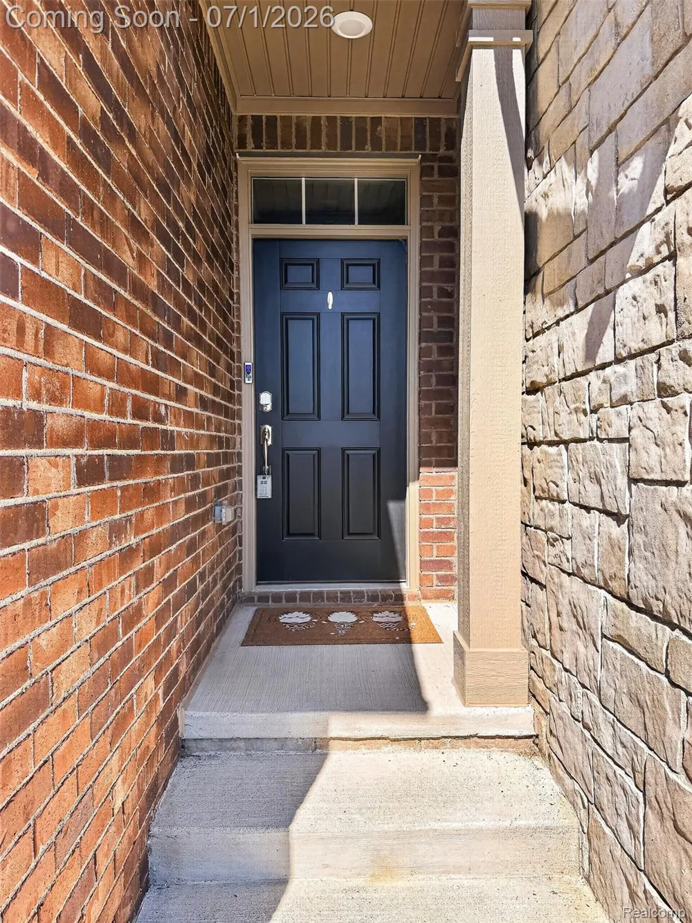 1673 Addison Circle Commerce Charter Township, MI 48390