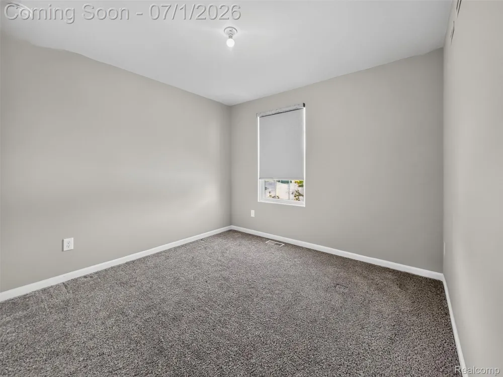 1673 Addison Circle Commerce Charter Township, MI 48390