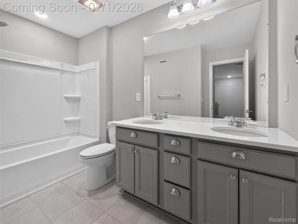 1673 Addison Circle Commerce Charter Township, MI 48390