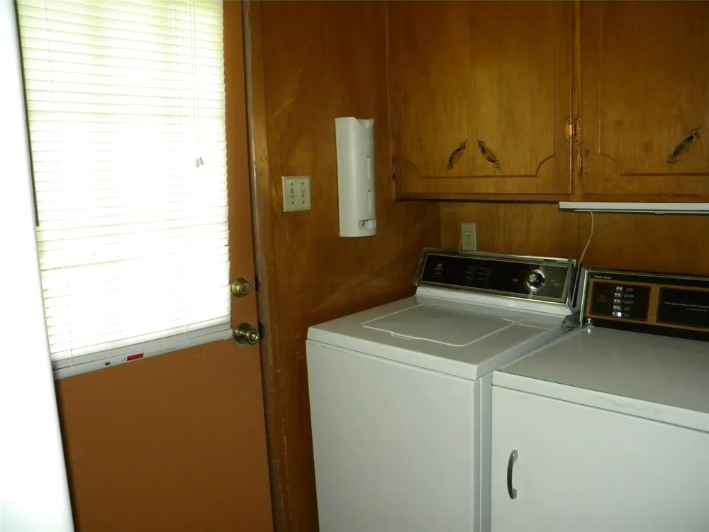 1450 W Ash Street Stephenville, TX 76401