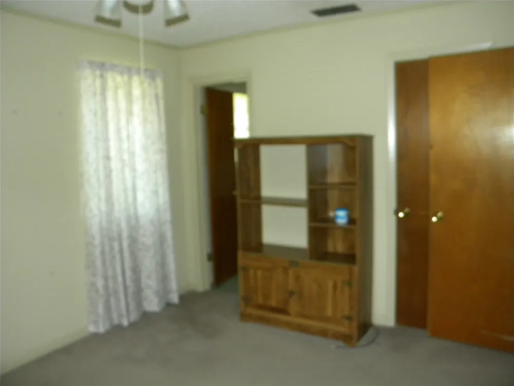 1450 W Ash Street Stephenville, TX 76401