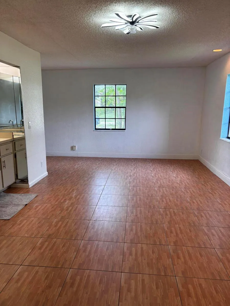 12761 Westhampton Circle Wellington, FL 33414