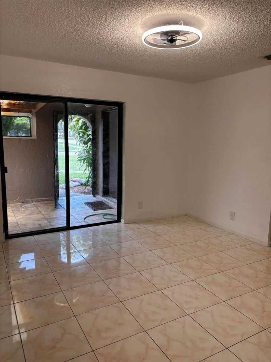 12761 Westhampton Circle Wellington, FL 33414