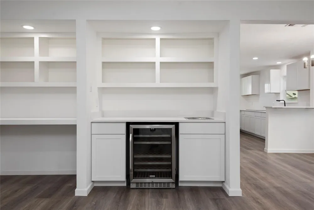 3230 Hombly Road Houston, TX 77066
