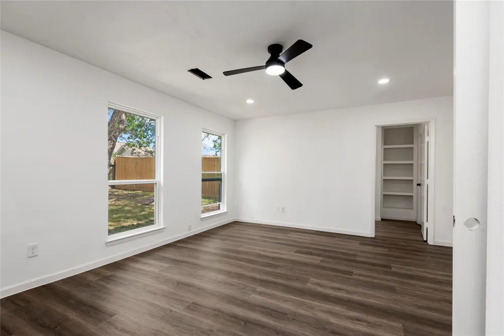 3230 Hombly Road Houston, TX 77066
