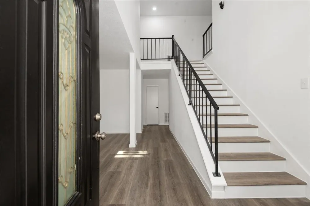 3230 Hombly Road Houston, TX 77066
