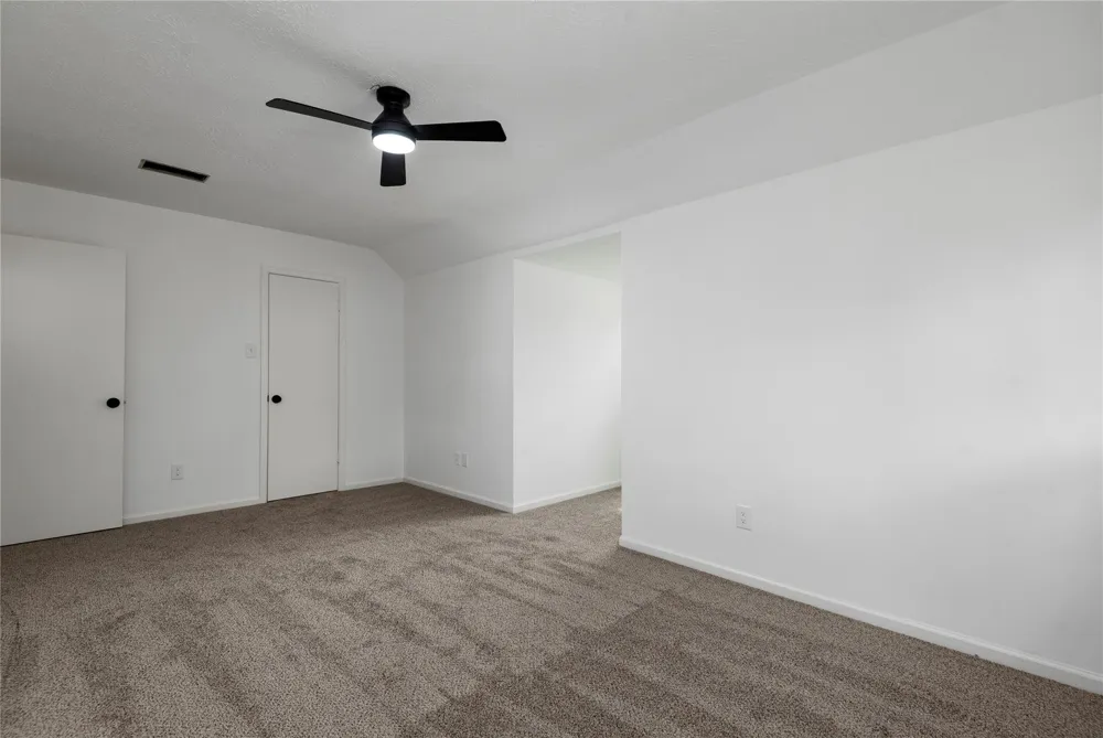 3230 Hombly Road Houston, TX 77066