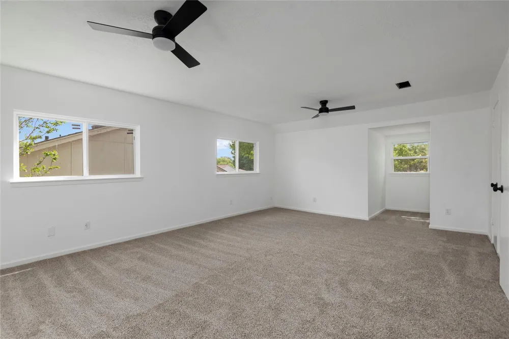 3230 Hombly Road Houston, TX 77066