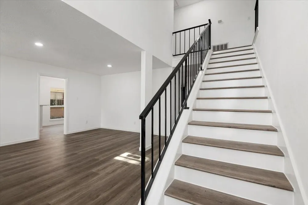 3230 Hombly Road Houston, TX 77066