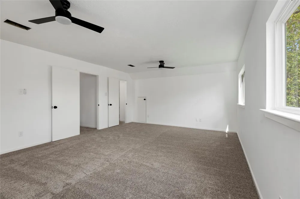 3230 Hombly Road Houston, TX 77066
