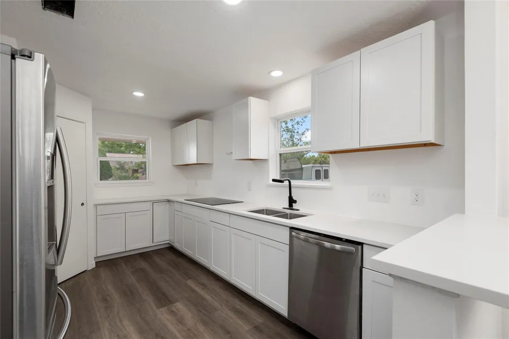 3230 Hombly Road Houston, TX 77066