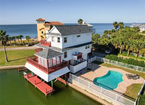16619 Bayfront Drive