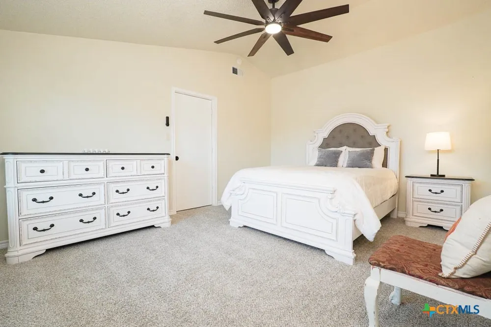 913 Hander Lane Belton, TX 76513