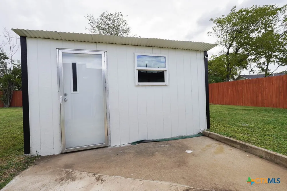 913 Hander Lane Belton, TX 76513