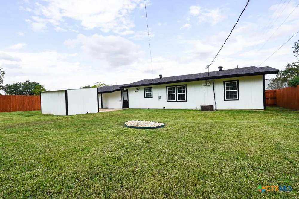 913 Hander Lane Belton, TX 76513