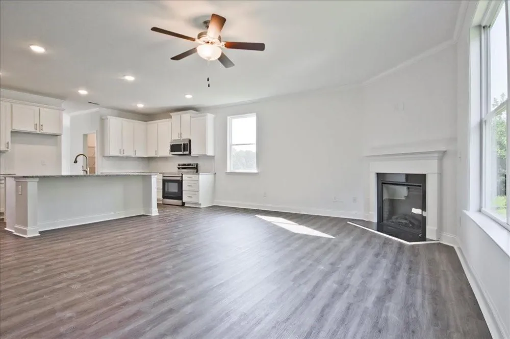 5956 Spring Way Stonecrest, GA 30038
